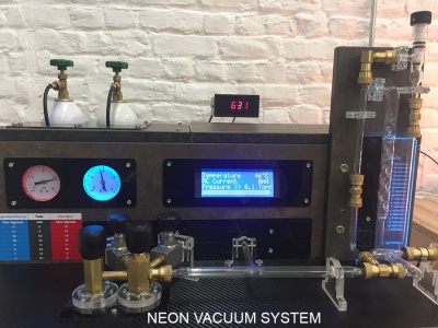 Neon Vacuum Station